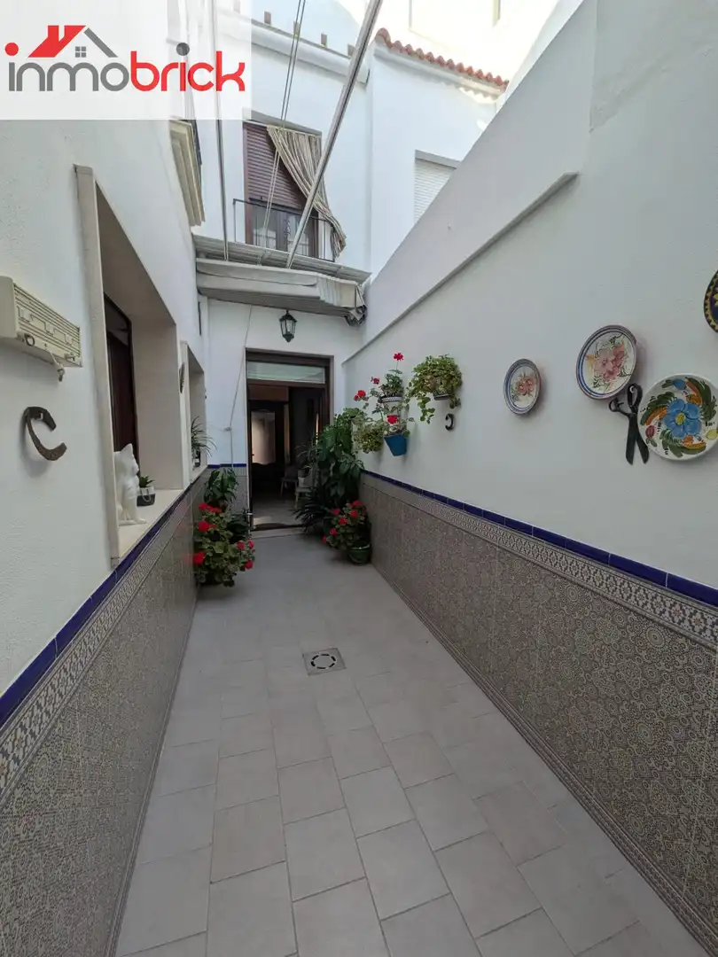 Houses for sale in Aguilar de la Frontera  with Air Conditioner and Terrace