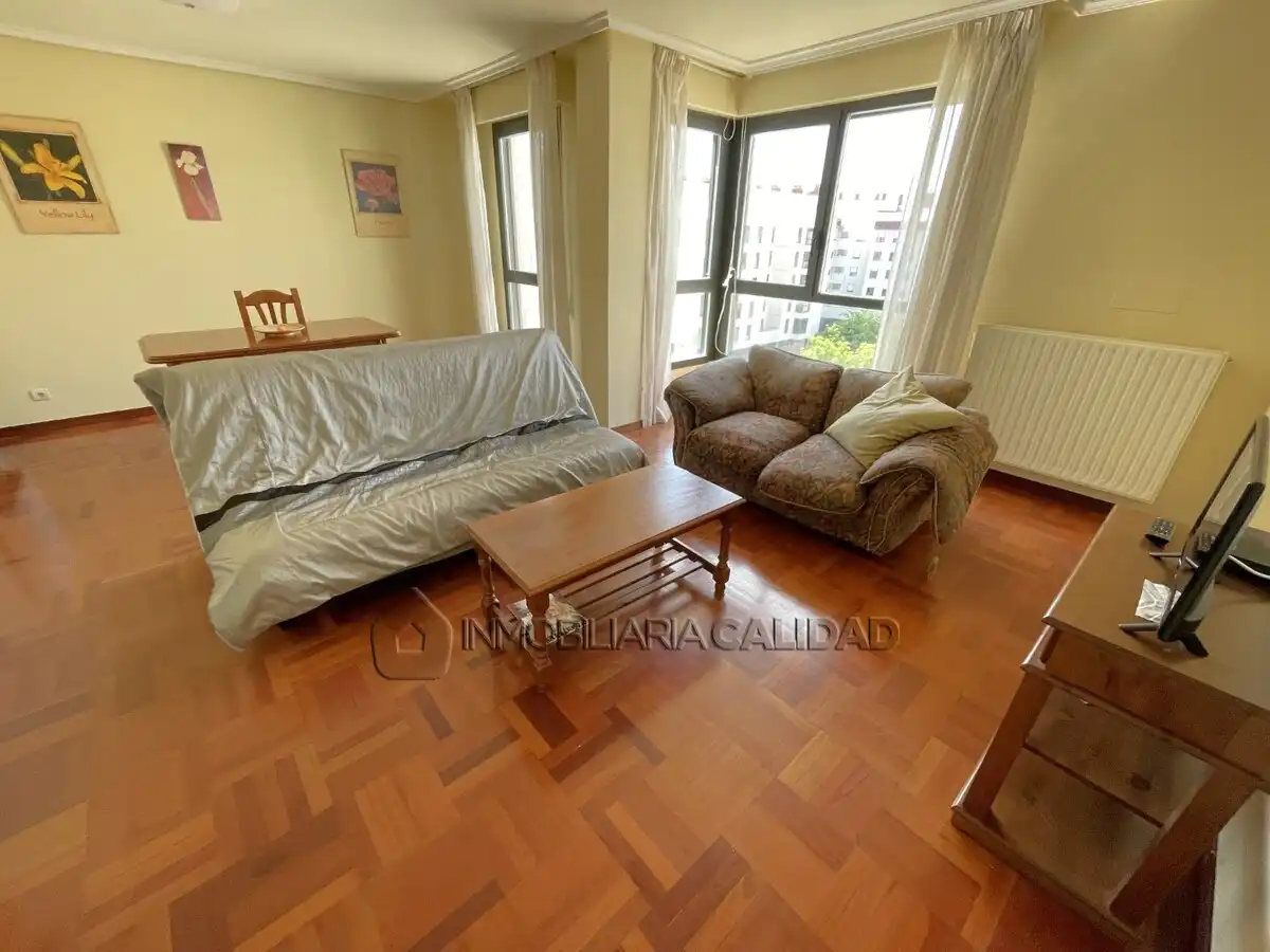 Living room of Flat for rent in Burgos  with Heating and Furnished