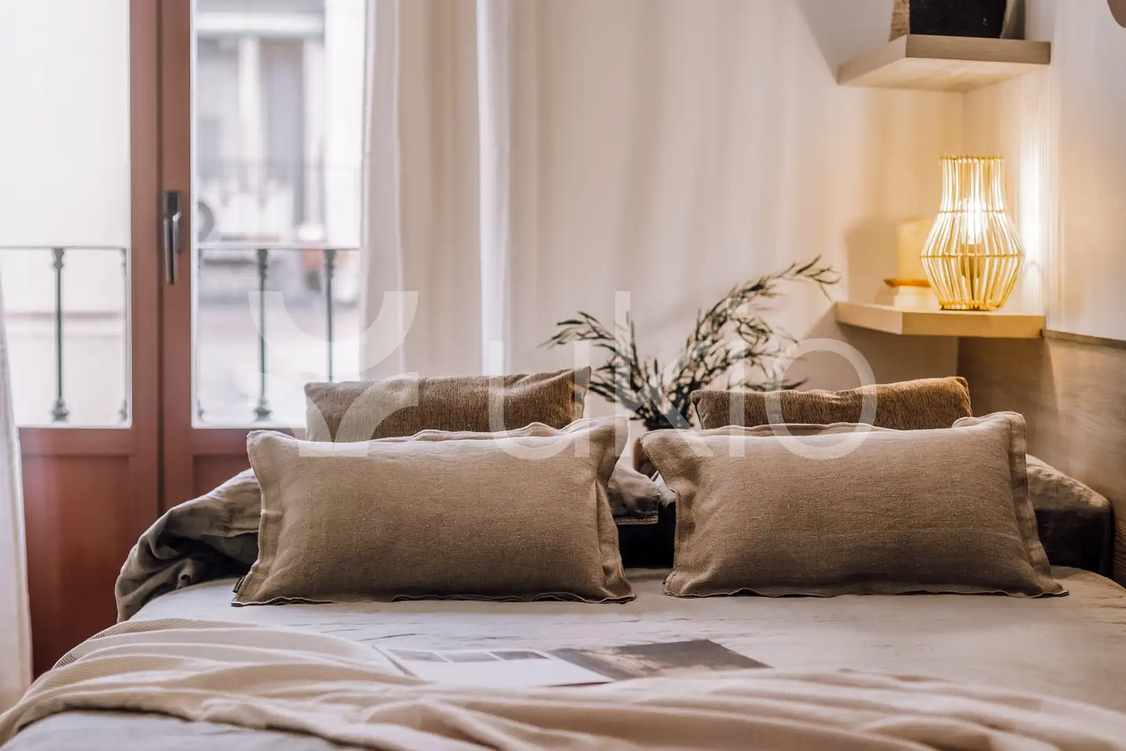 Schlafzimmer von Wohnungen zur Miete in Madrid mit Klimaanlage, Heizung und Möbliert