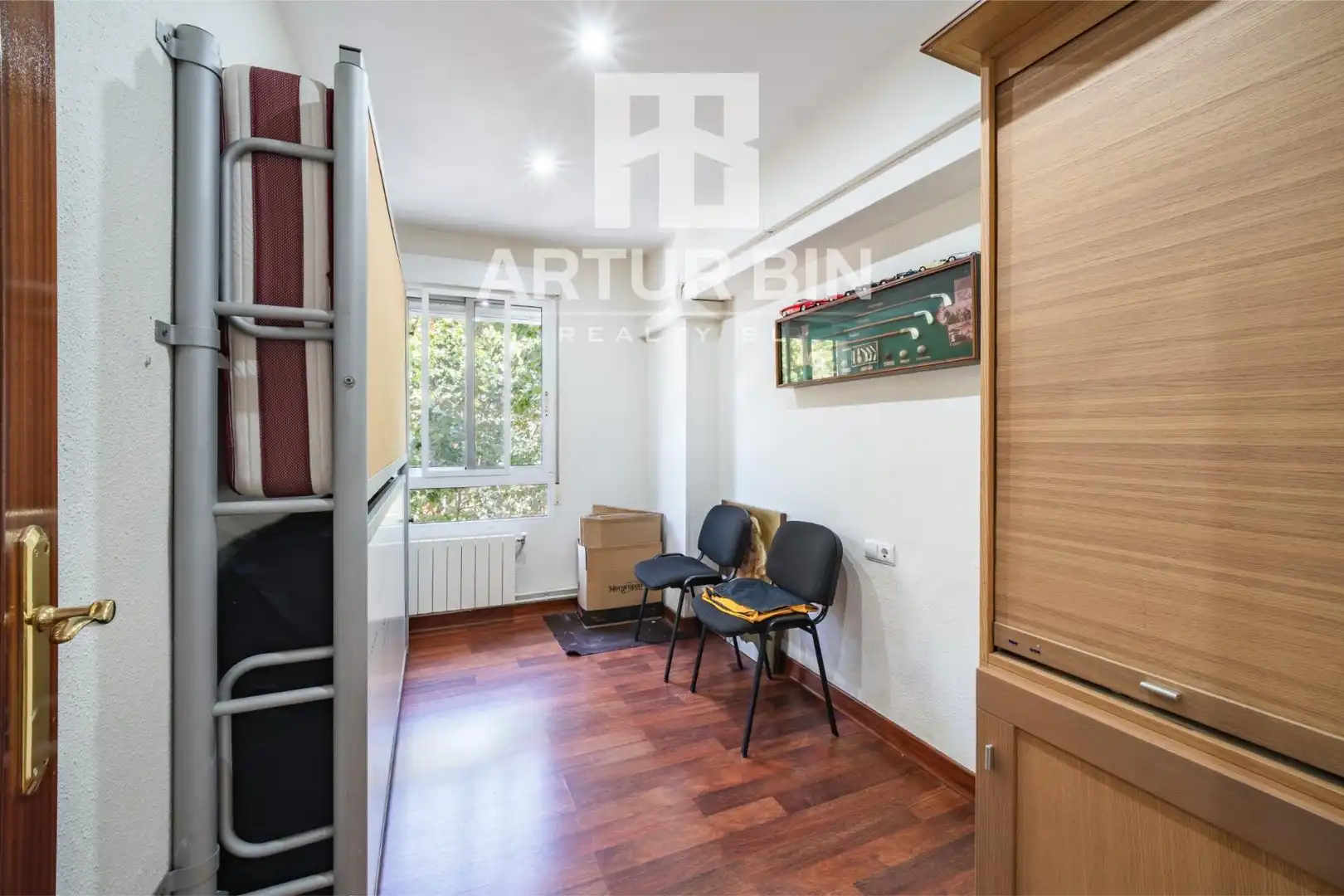 Habitación de Piso en venta en Quart de Poblet con Aire acondicionado y Trastero