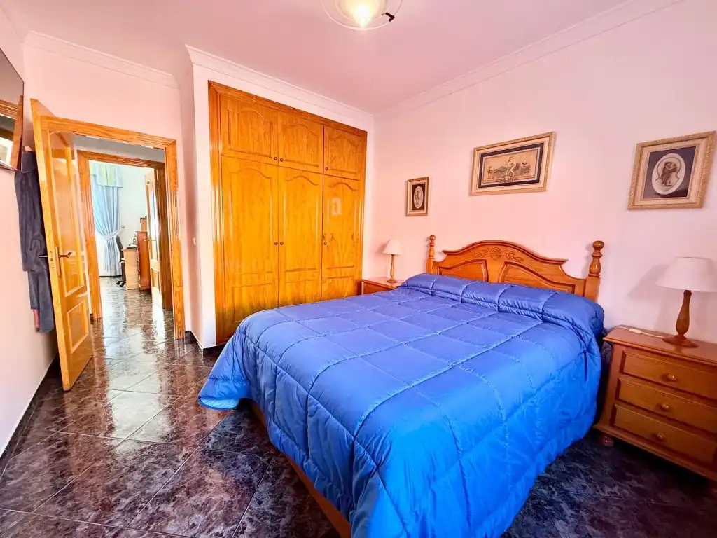 Dormitori de Casa o xalet en venda en Vélez-Málaga amb Aire condicionat i Terrassa
