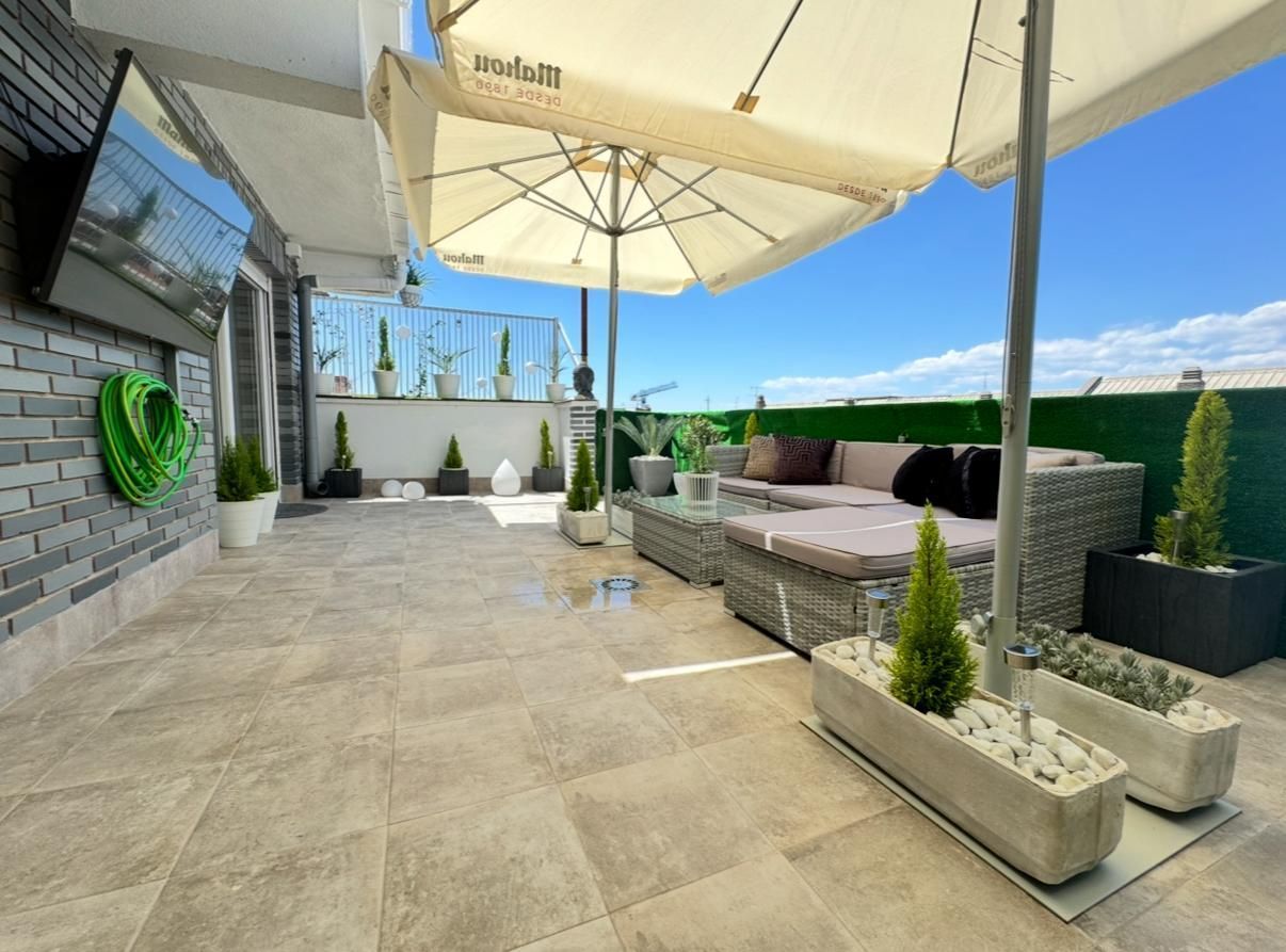 Terrace of Attic for sale in  Madrid Capital  with Air Conditioner, Heating and Terrace