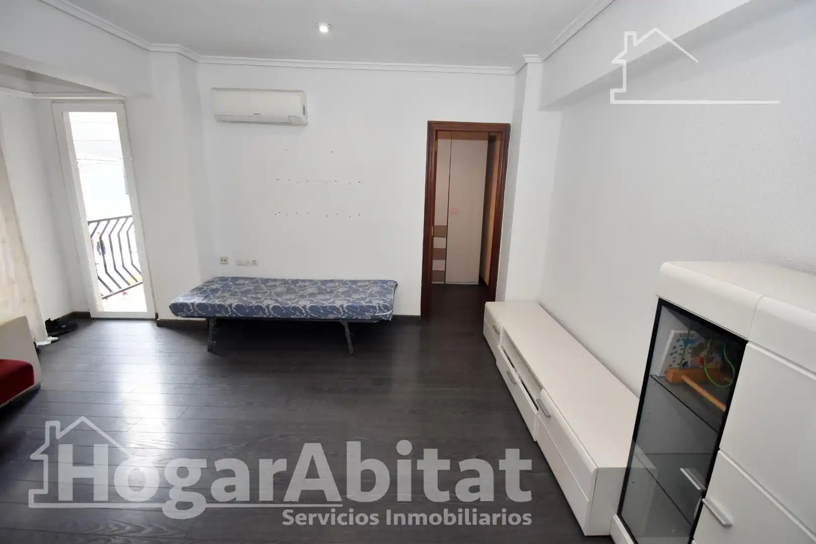 Dormitori de Pis en venda en Castellón de la Plana / Castelló de la Plana amb Aire condicionat, Calefacció i Moblat