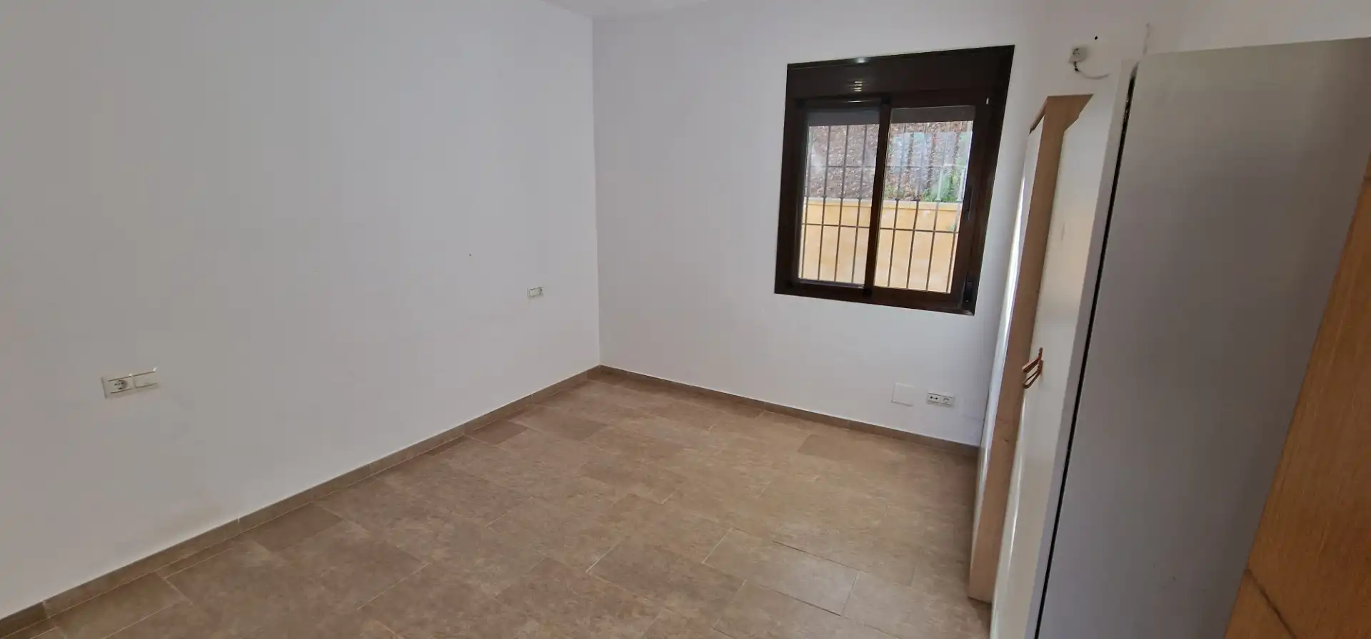 Dormitori de Finca rústica en venda en Alhaurín de la Torre amb Jardí privat i Terrassa
