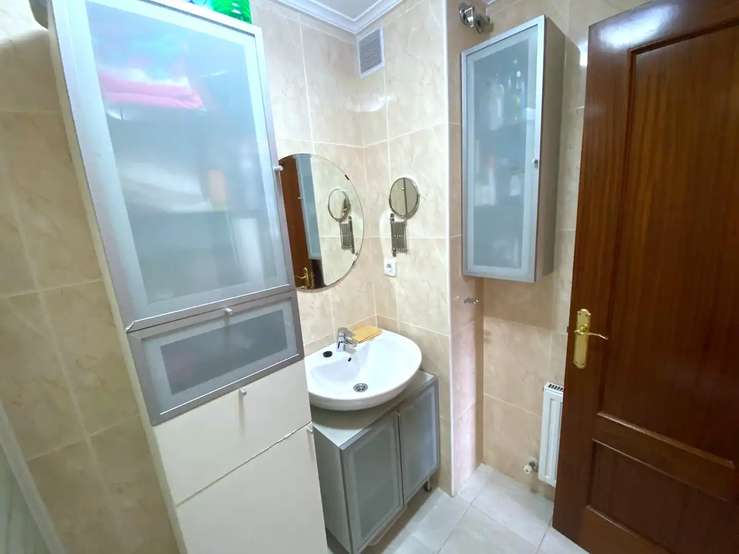 Baño de Piso en venta en Castro-Urdiales con Calefacción, Jardín privado y Parquet