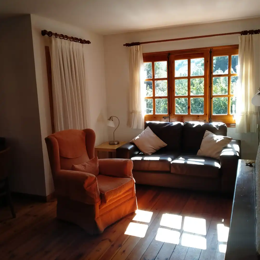 Living room of Flat for sale in Setcases  with Parquet flooring, Furnished and Washing machine