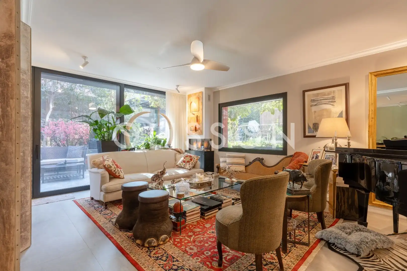 Sala de estar de Casa o chalet en venta en Madrid con Aire acondicionado, Calefacción y Jardín privado
