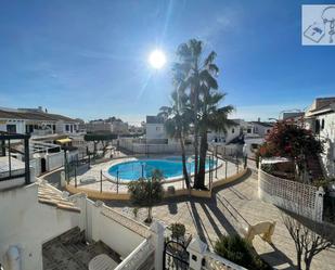 Vista exterior de Apartament de lloguer en Torrevieja amb Terrassa, Piscina i Moblat