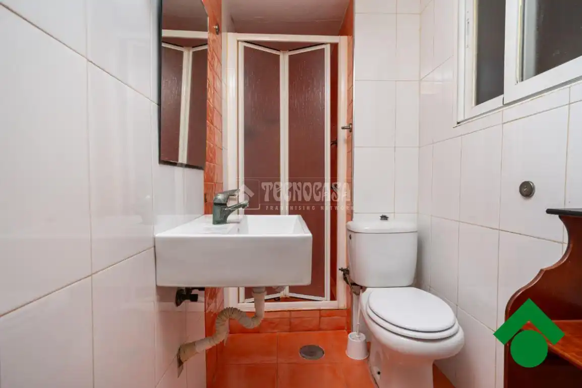 Baño de Casa adosada en venta en Maracena con Aire acondicionado, Calefacción y Terraza