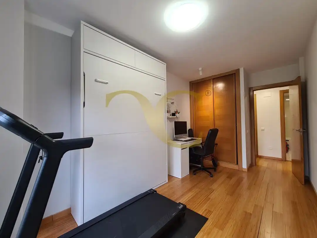 Wohnung zum Verkauf in Oviedo  mit Heizung, Privatgarten und Terrasse
