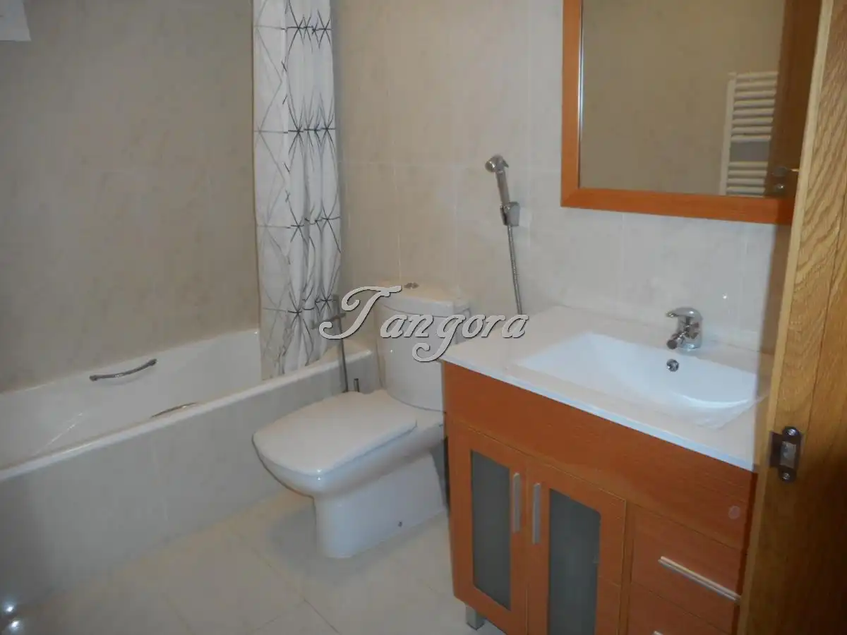 Baño de Piso en venta en Getxo  con Calefacción, Parquet y Horno