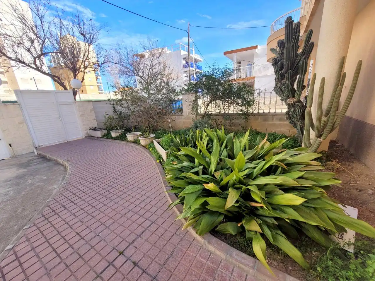 Garden of Apartments for rent in Gandia  with Air Conditioner, Terrace and Storage room