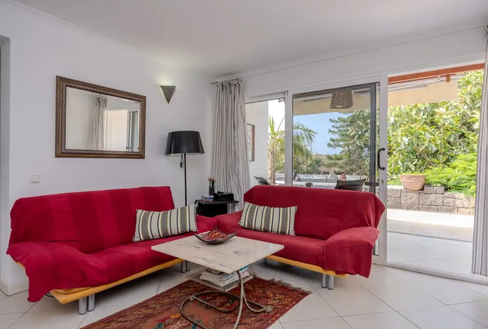 Sala d'estar de Casa o xalet en venda en Yaiza amb Terrassa i Balcó