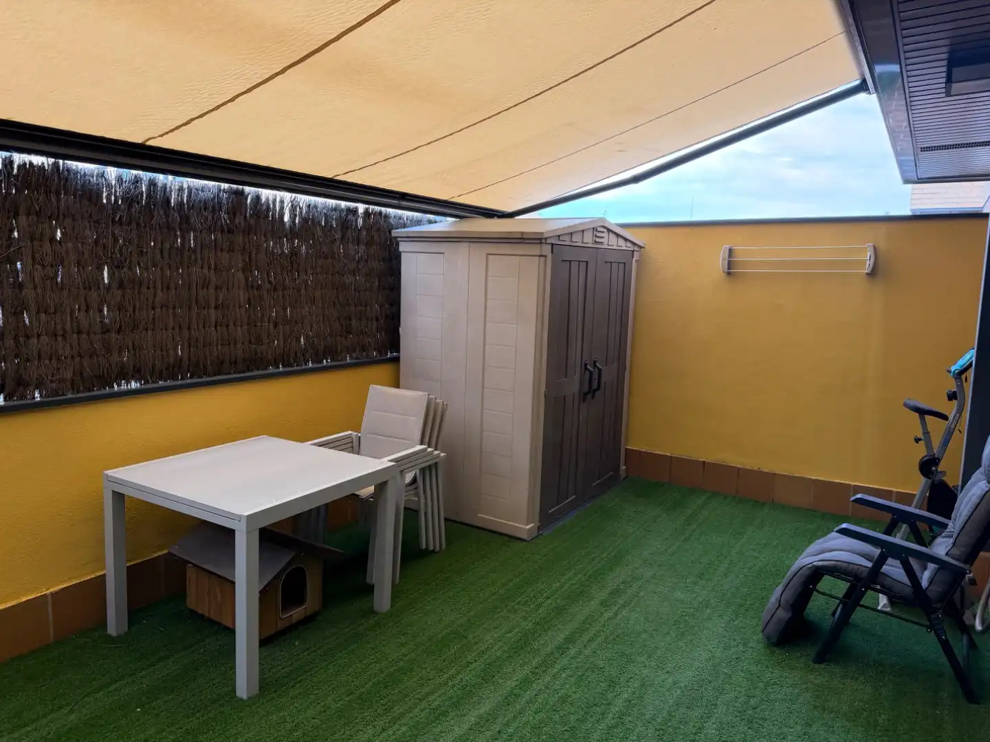 Terrace of Flat for sale in Pinto  with Air Conditioner, Terrace and Swimming Pool