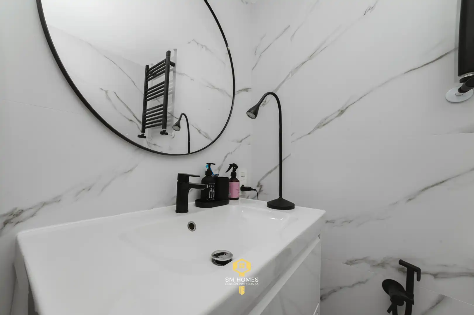 Baño de Piso en venta en Madrid con Aire acondicionado, Calefacción y Amueblado