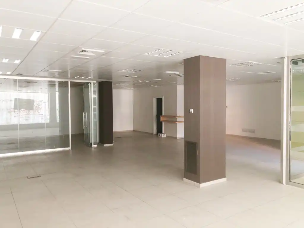 Local comercial de lloguer a Avenida de Valladolid, imagen 4