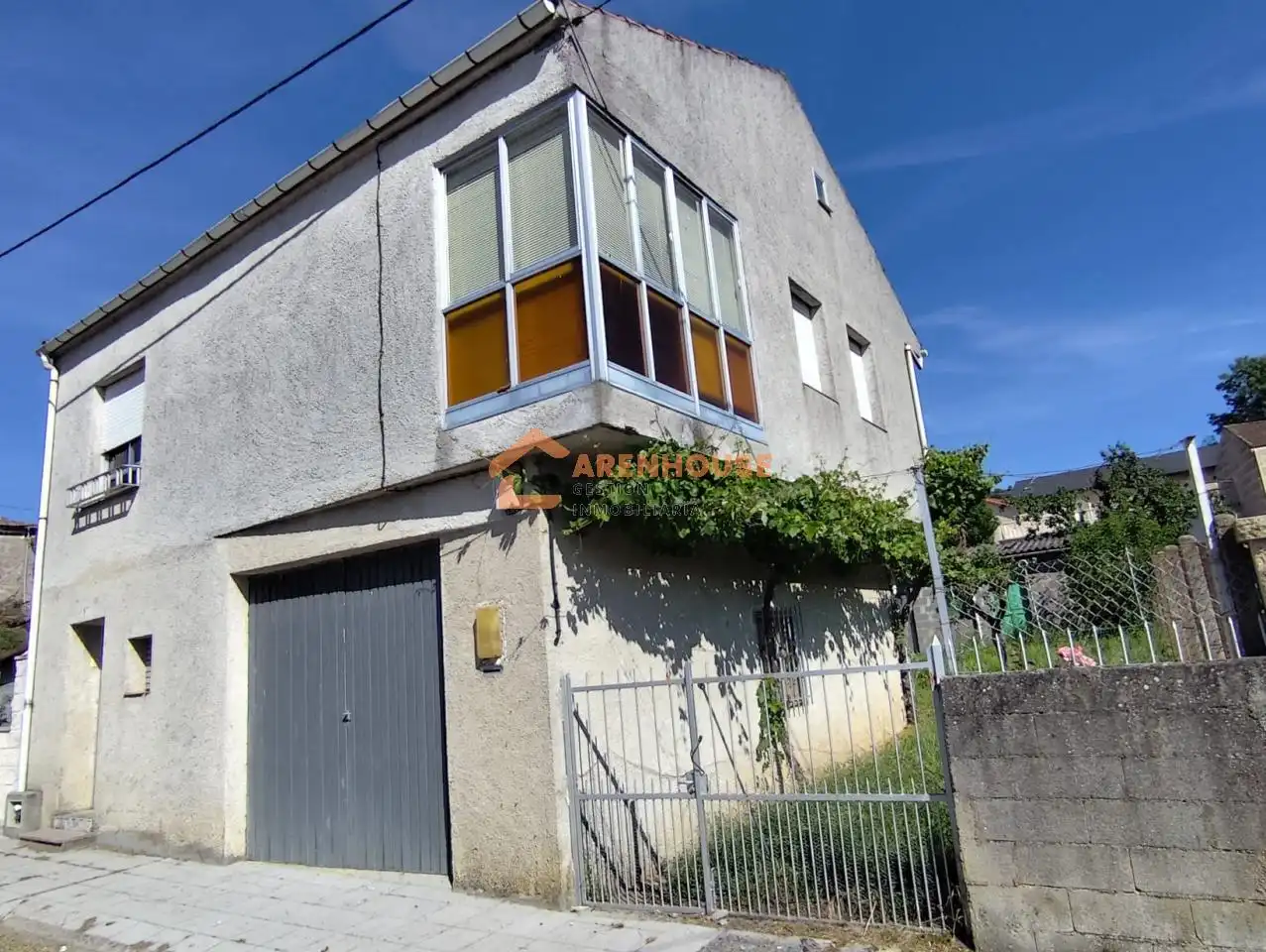 Vista exterior de Casa o chalet en venta en Sarreaus con Calefacción, Jardín privado y Terraza