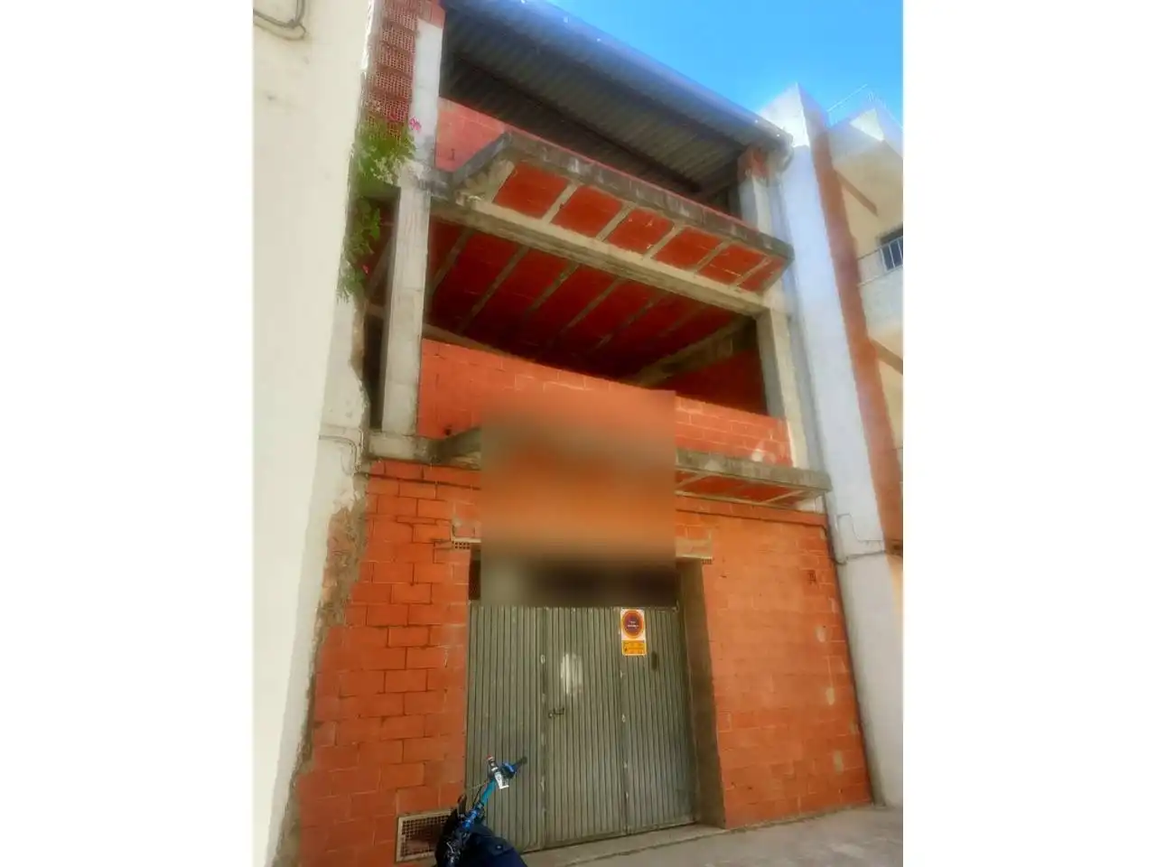 Vista exterior de Casa adosada en venta en Simat de la Valldigna