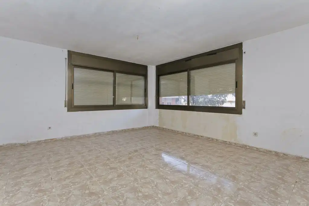 Piso en venta en Estatut, Mercat