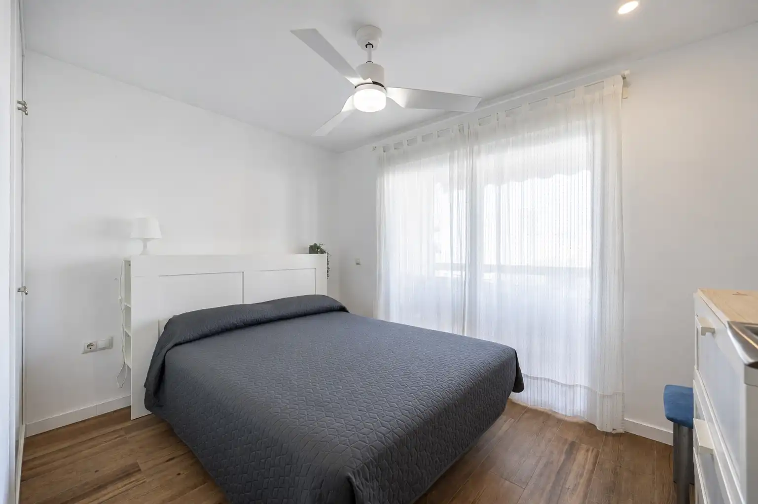 Habitación de Piso en venta en Benidorm con Piscina, Amueblado y Piscina comunitaria