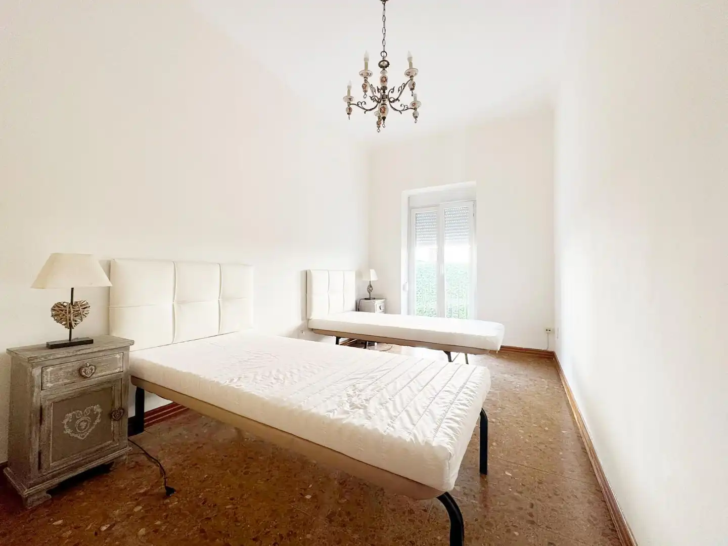 Habitación de Piso de alquiler en Dénia con Calefacción, Amueblado y Balcón