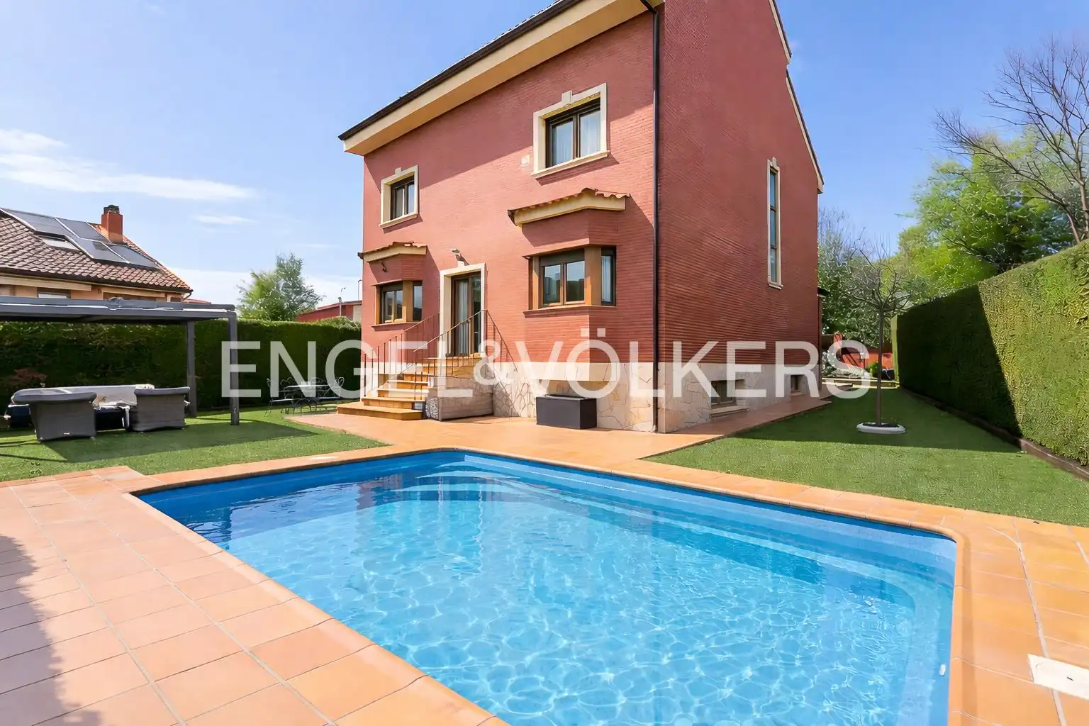 Vista exterior de Casa o chalet en venta en Cobeña con Calefacción, Jardín privado y Parquet