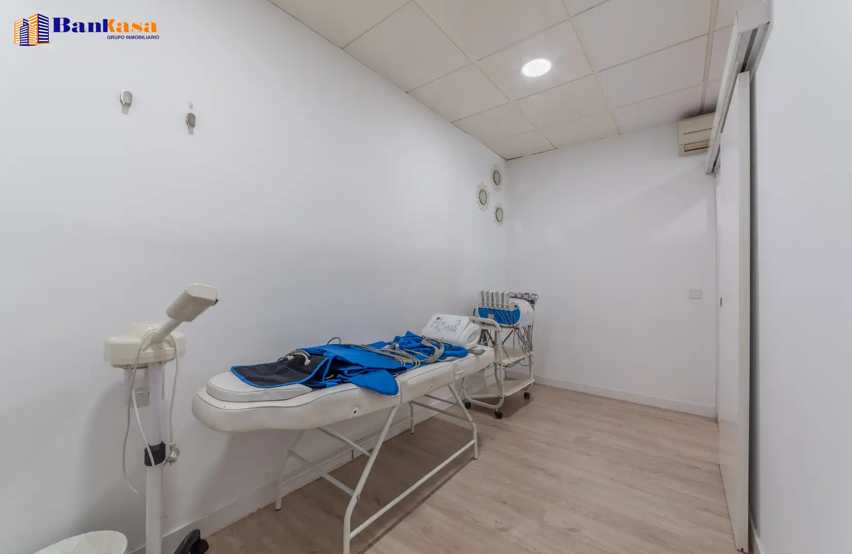 Habitación de Local en traspaso en Pizarra con Aire acondicionado y Amueblado