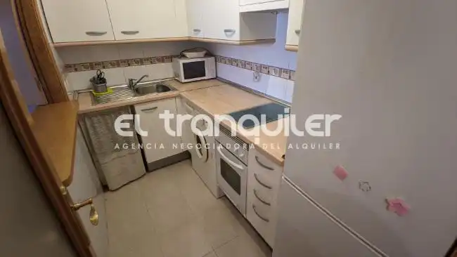 Kitchen of Flat for rent in Madrid  with Air Conditioner, Swimming Pool and Washing machine