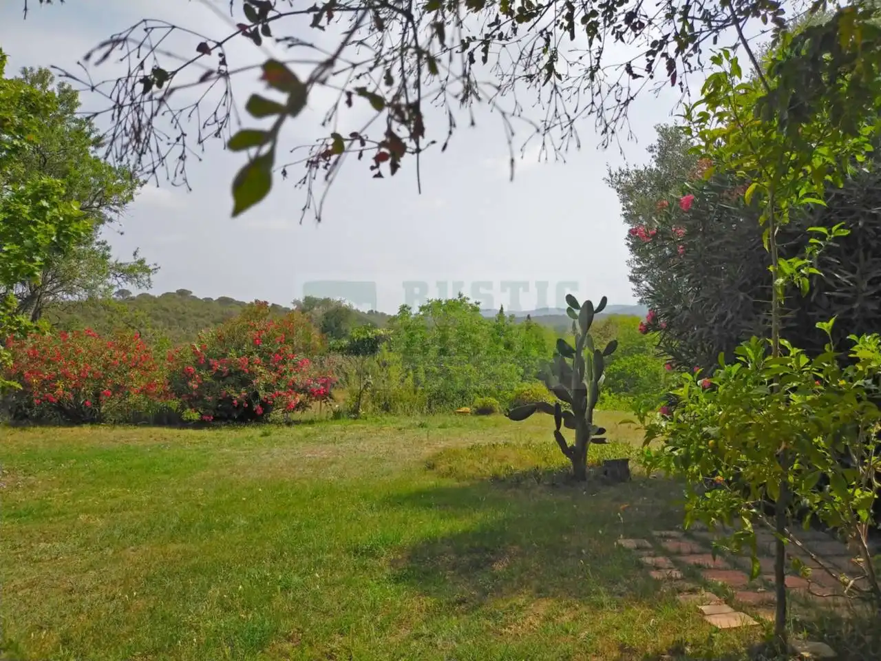 Finca rústica en venta en Quart con Jardín privado