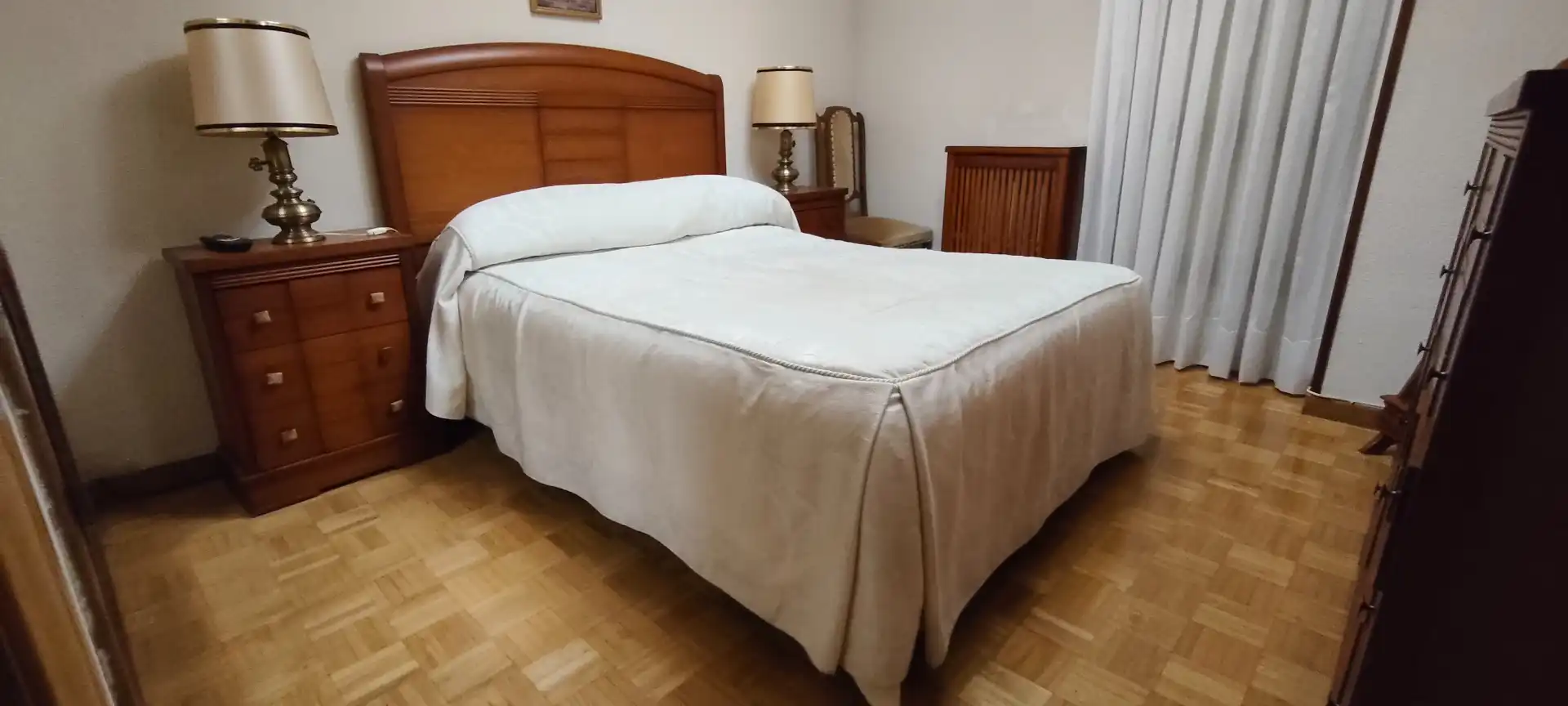 Habitación de Piso en venta en  Logroño con Calefacción, Parquet y Trastero