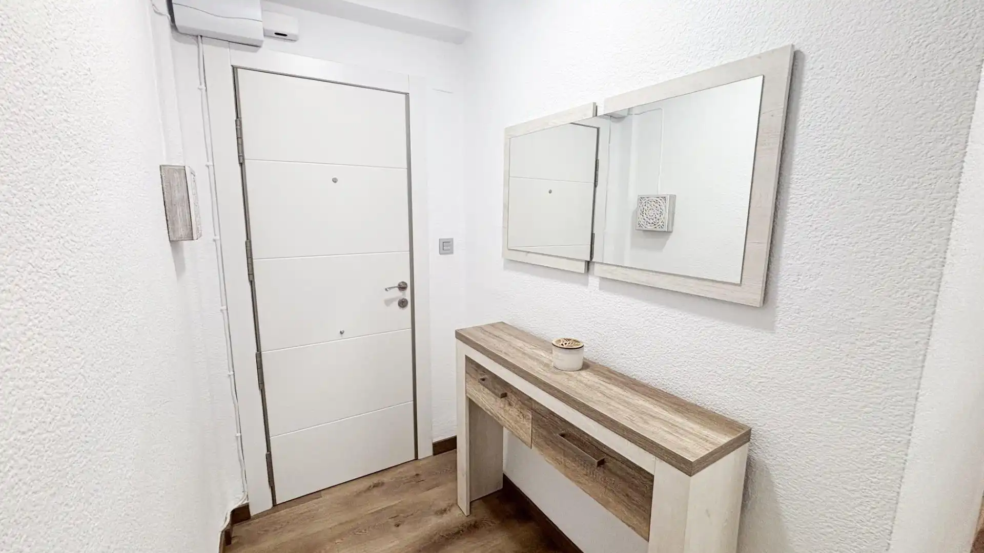 Wohnung zum Verkauf in Mislata mit Klimaanlage, Möbliert und Balkon