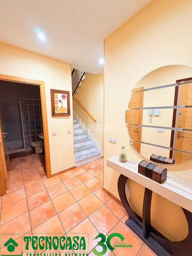 Casa adosada en venta en Burujón con Aire acondicionado, Calefacción y Terraza