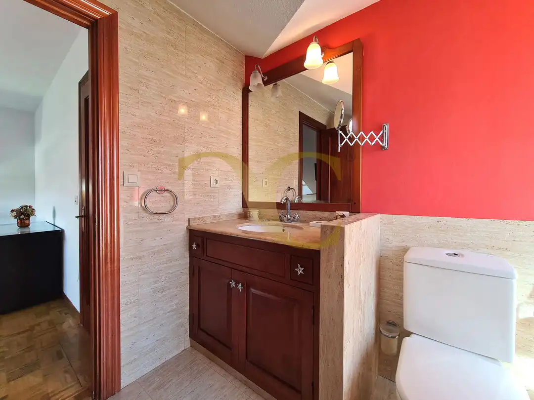 Bany de Casa o xalet en venda en Ribadesella amb Calefacció i Terrassa
