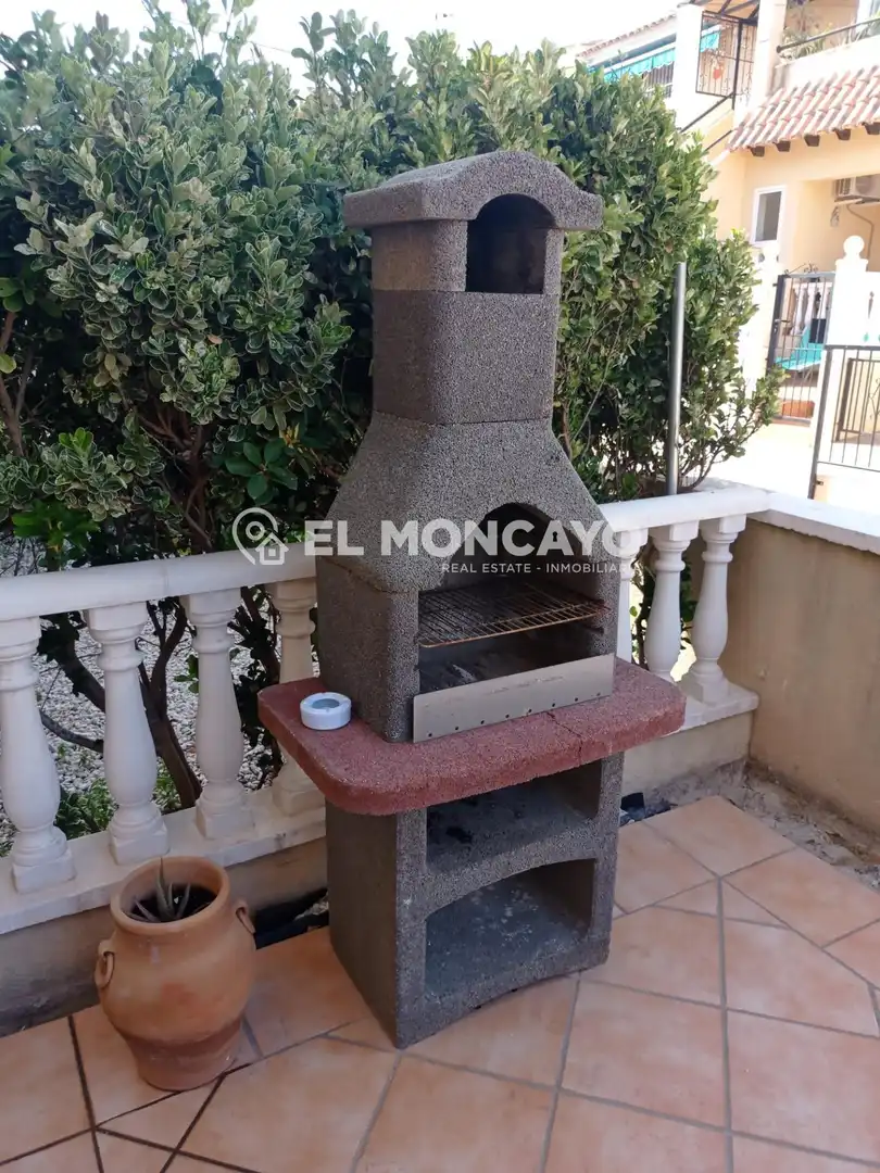 Casa o xalet en venda a Calle Calle los Mandarinos, San Miguel de Salinas