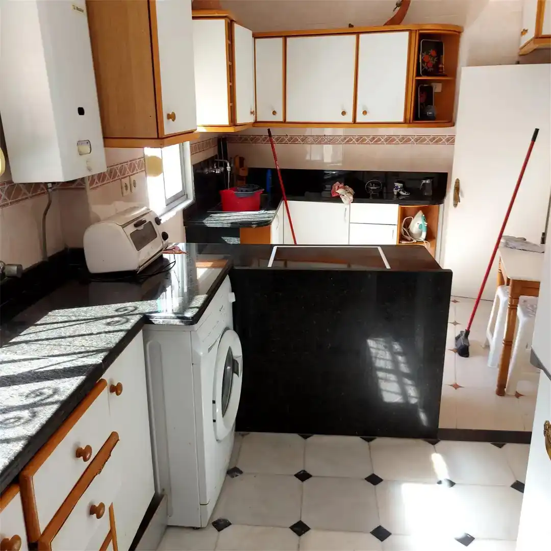 Cuina de Dúplex en venda en Ceuta amb Traster, Moblat i Forn