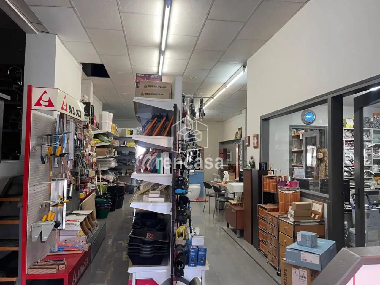 Local comercial en venta en Avenida Lleida, imagen 2