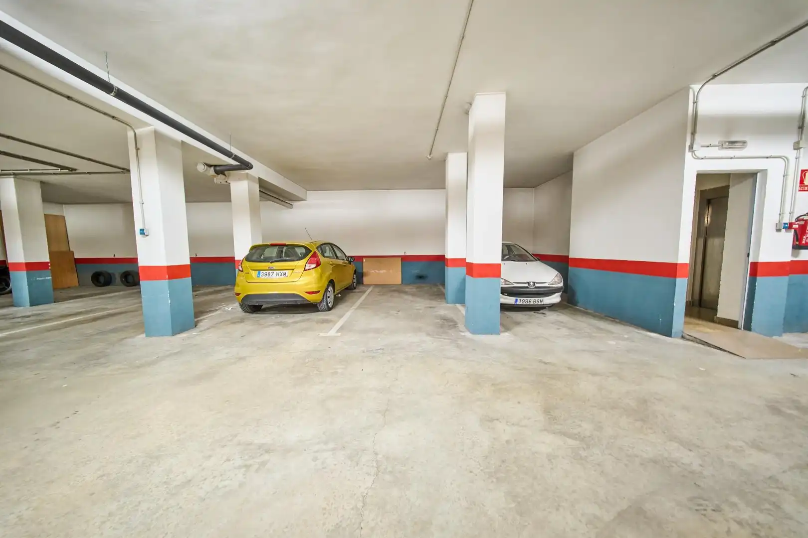 Parking of Flat for sale in Alfacar  with Furnished