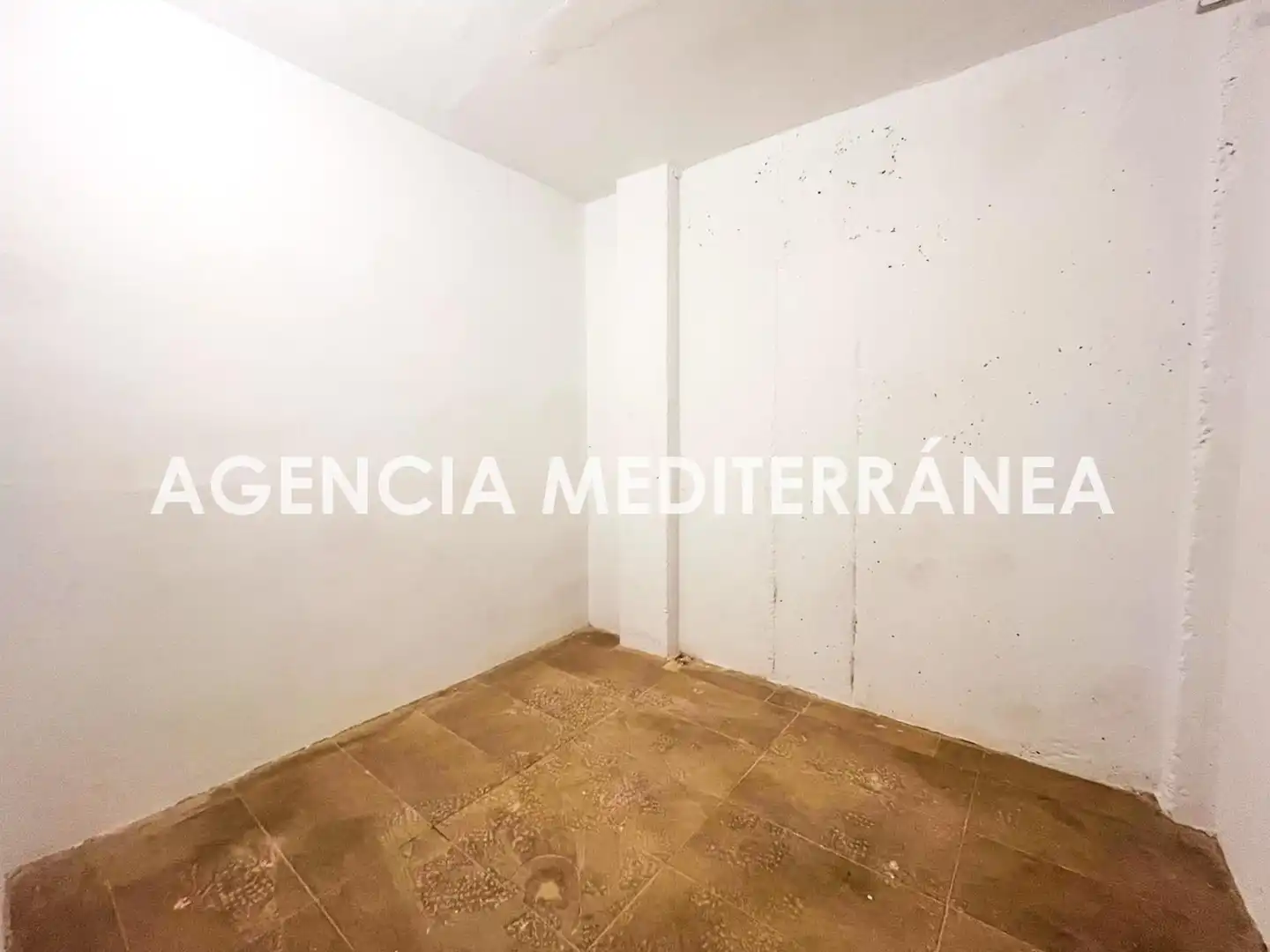 Flat for sale in Alfafar  with Air Conditioner