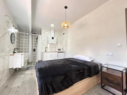 Loft to rent in Plaza Castelar - Mercado Central