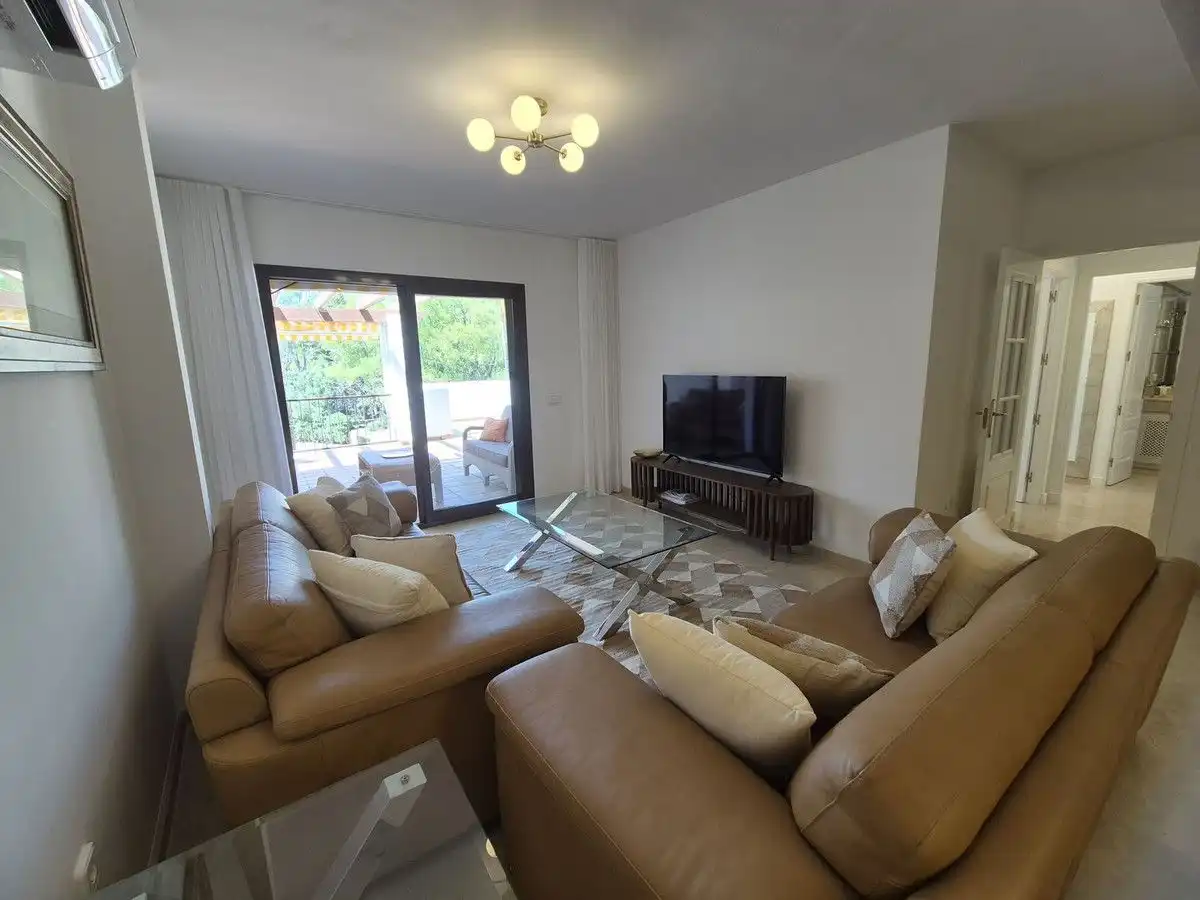 Sala d'estar de Apartament de lloguer en Marbella amb Aire condicionat, Calefacció i Terrassa