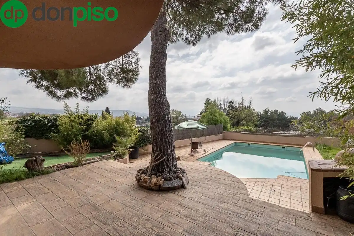 Casa con terrazza in vendita a Calle ARCES UR.MONTELUZ, imagen 4