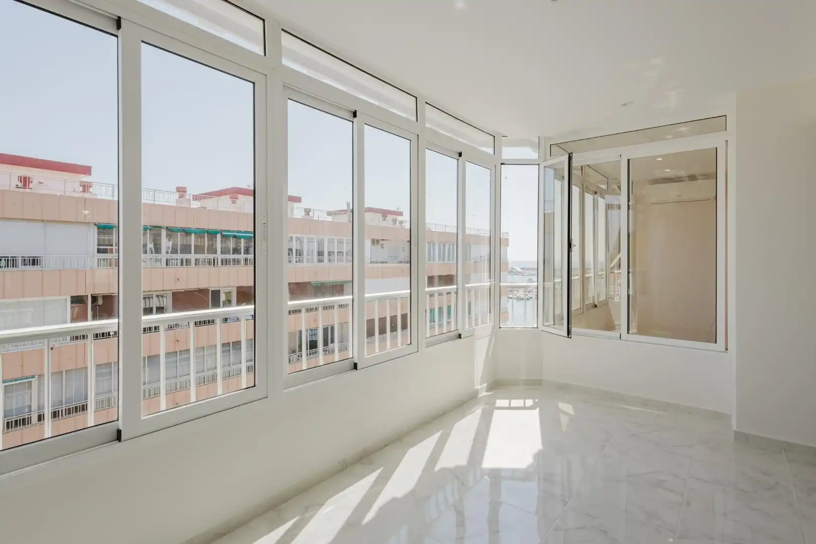 Apartamento con balcón en venta en Avenida  Doctor Gregorio Marañón
