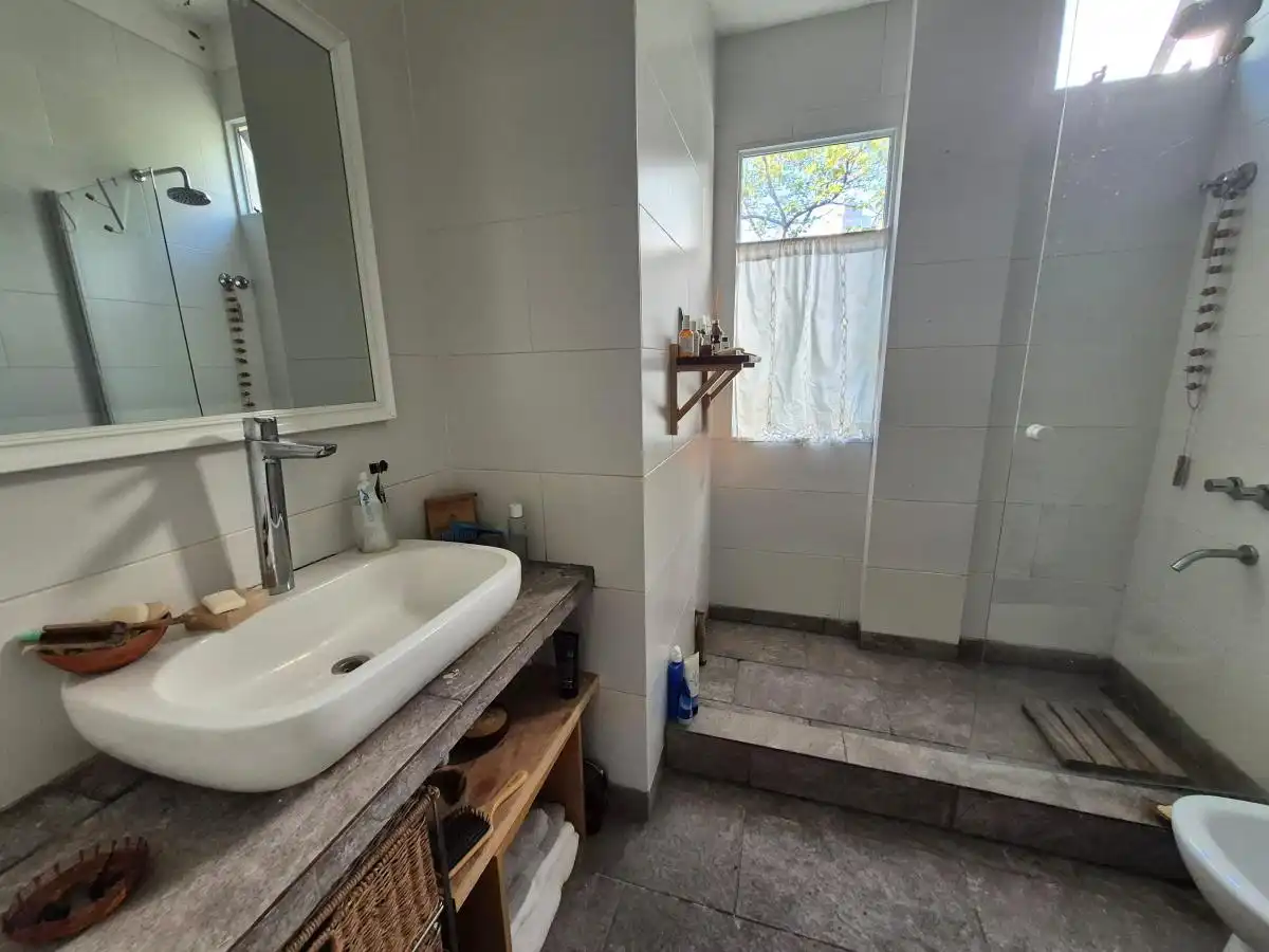 Baño de Piso en venta en Palafolls con Aire acondicionado, Calefacción y Horno