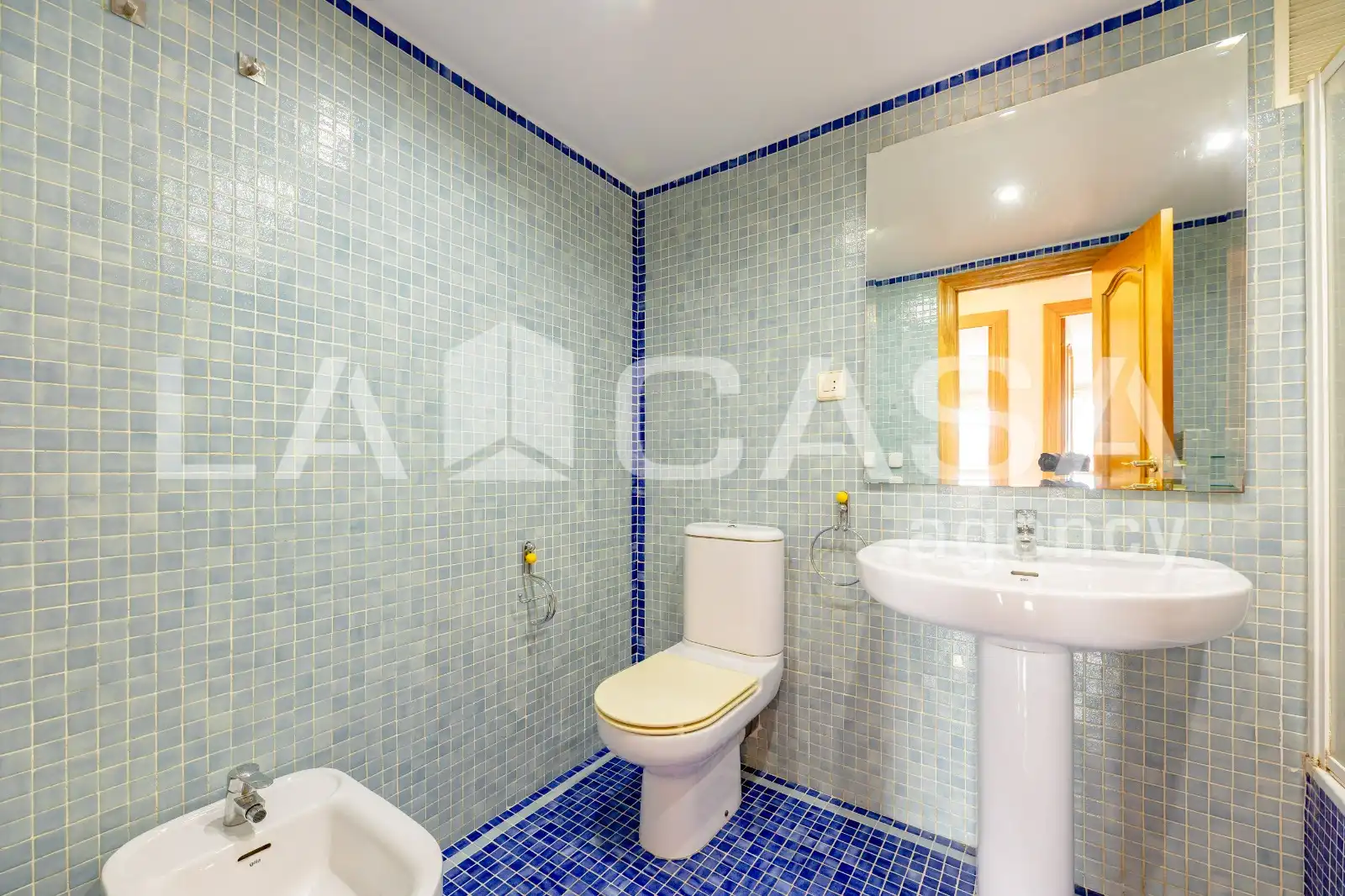Piso con terraza en venta en Carrer de Sèneca, imagen 27