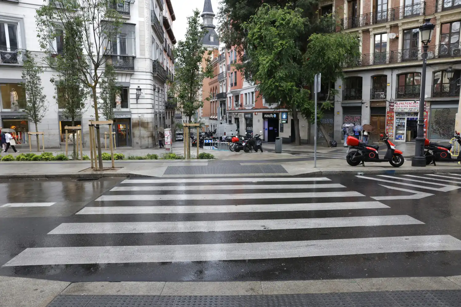 Exterior view of Commercial properties for sale in Madrid  with Air Conditioner