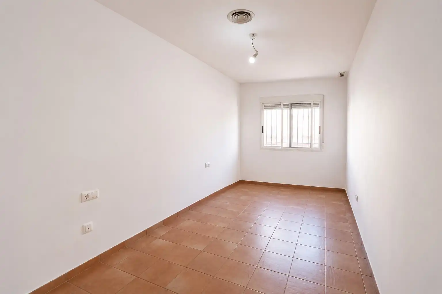 Habitación de Piso en venta en Benaguasil con Aire acondicionado, Calefacción y Terraza