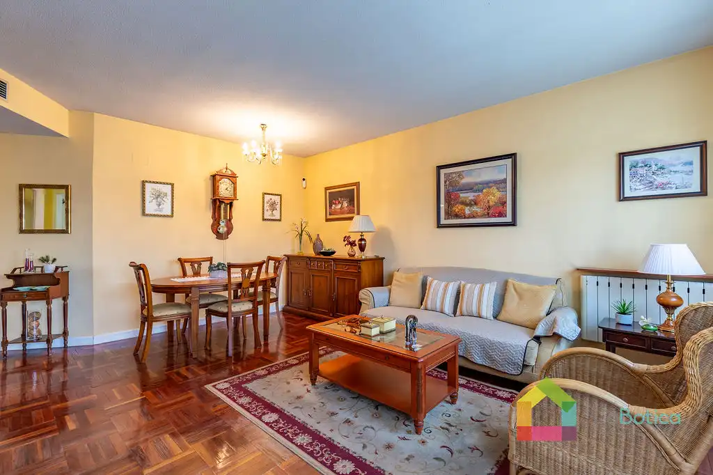 Flat with lift for sale in Argés, imagen 5