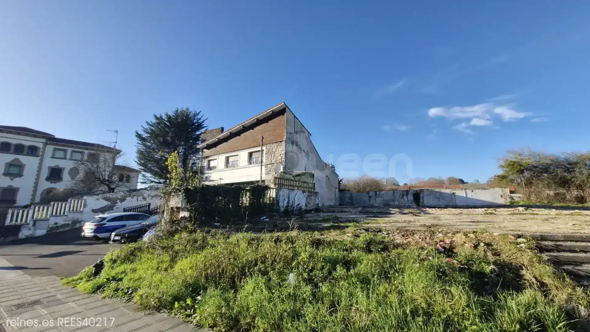 Detached house for sale in N/A
