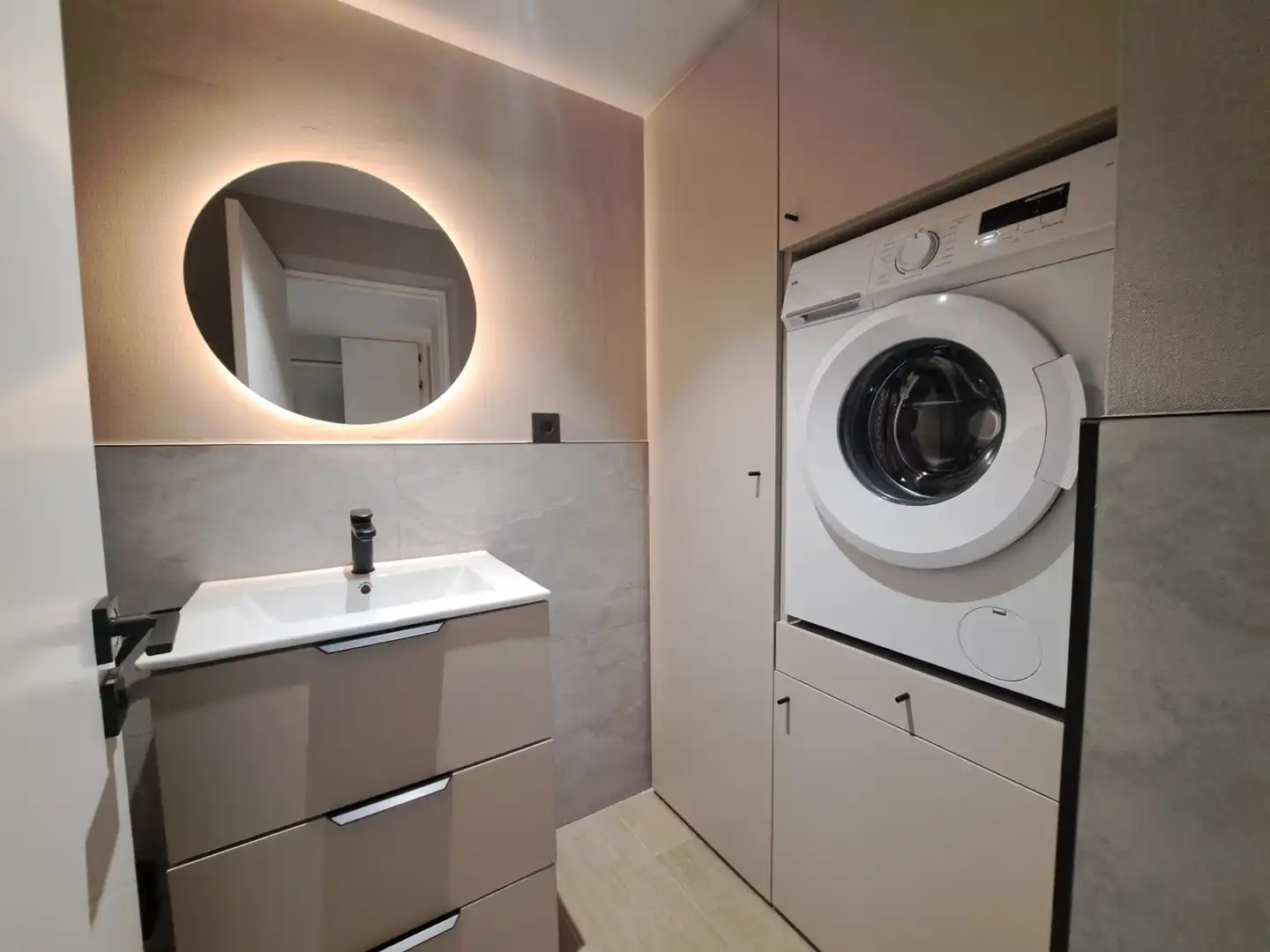 Badezimmer von Wohnungen zur Miete in León Capital  mit Parkett, Möbliert und Ofen