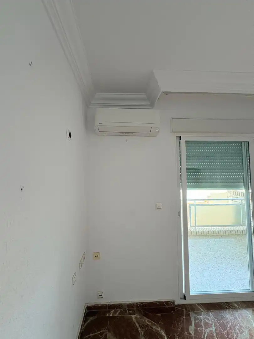 Flat for rent in Motril  with Air Conditioner and Balcony